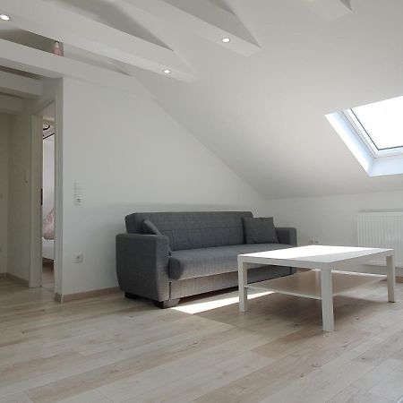 Ruhige Und Moderne 2-Zi. Wohnung Kulsheim Buitenkant foto