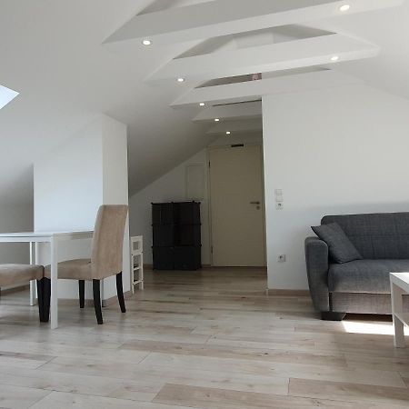 Ruhige Und Moderne 2-Zi. Wohnung Kulsheim Buitenkant foto
